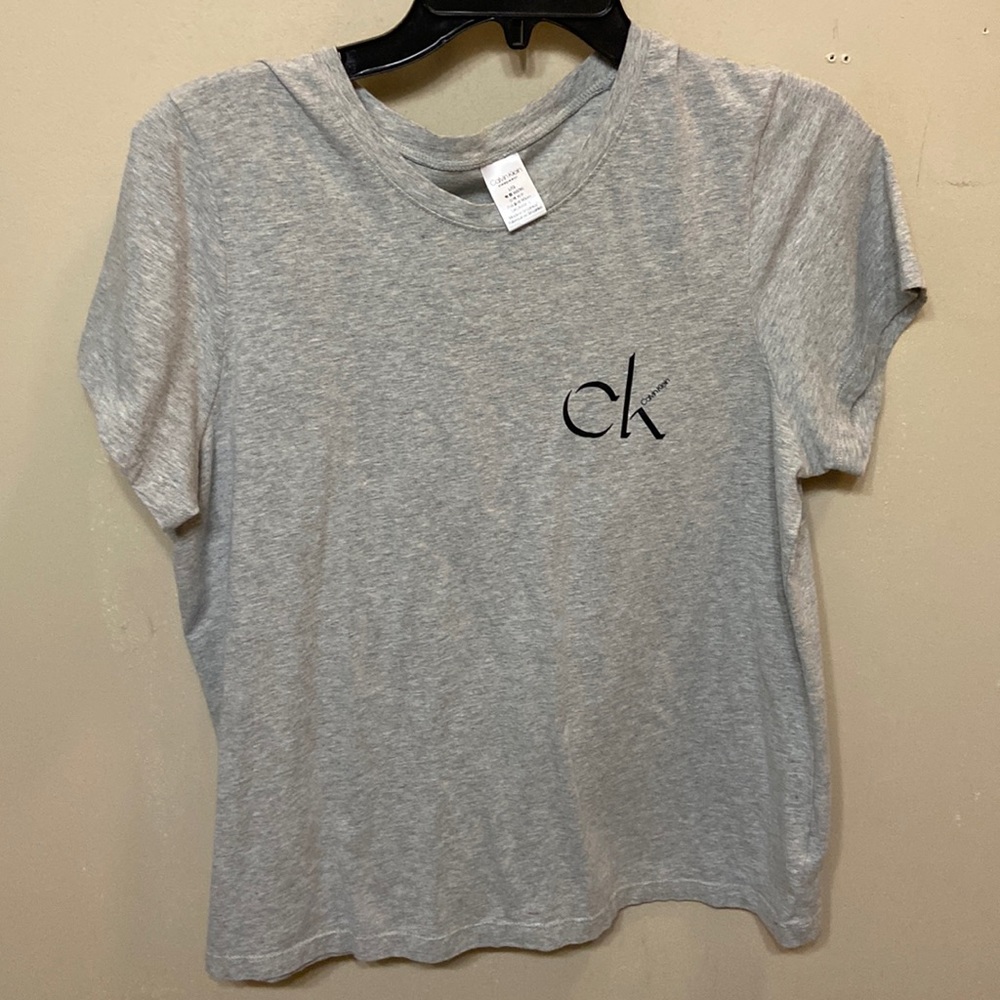 Grey Calvin Klein tee